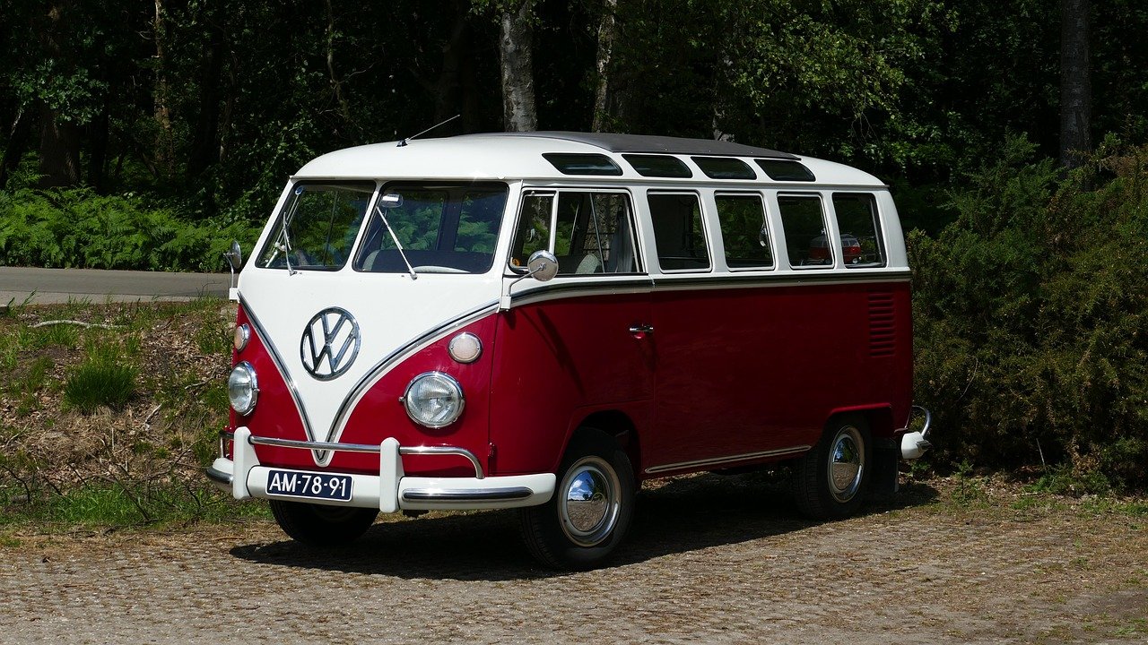 Exploring Plymouth and Top Day Trips with Plymouth Coach Company